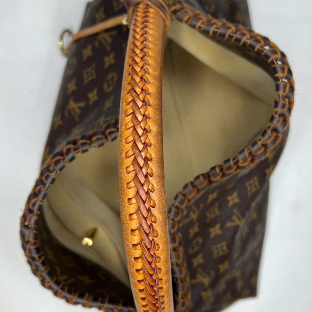 Louis Vuitton Artsy MM Monogram Hobo Tote Customized Leather Fringe Tassle - Picture 6 of 10